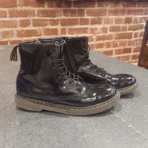 Kids Dr.Martens Boots Size 4